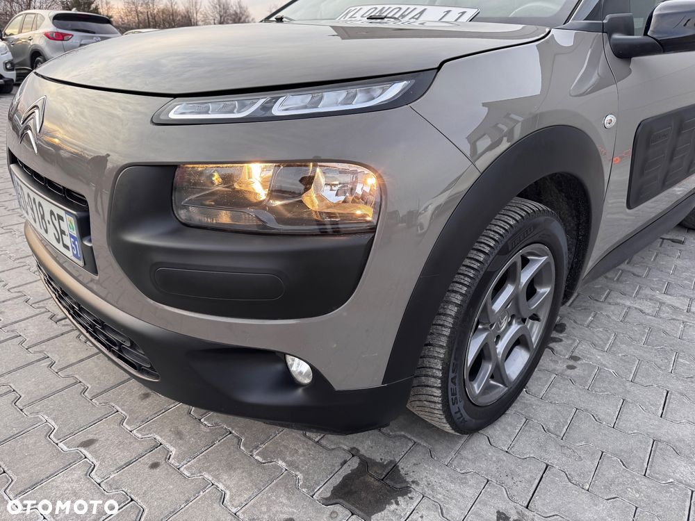 Citroën C4 Cactus 1.2 PureTech Shine Edition S&S - 8