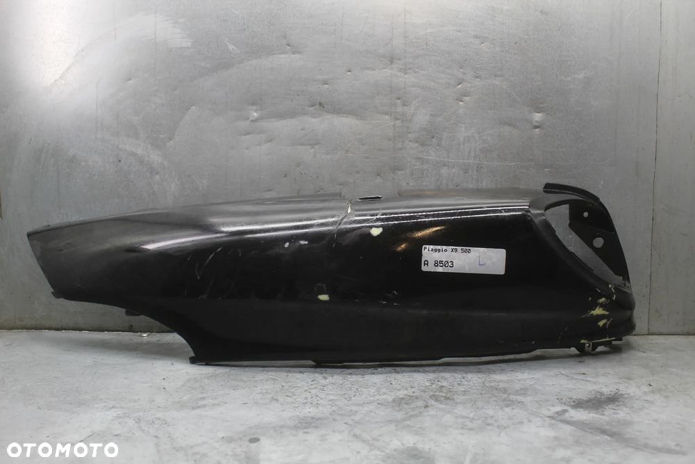 Piaggio X9 500 bok boczek tył ogon lewy owiewka - 1