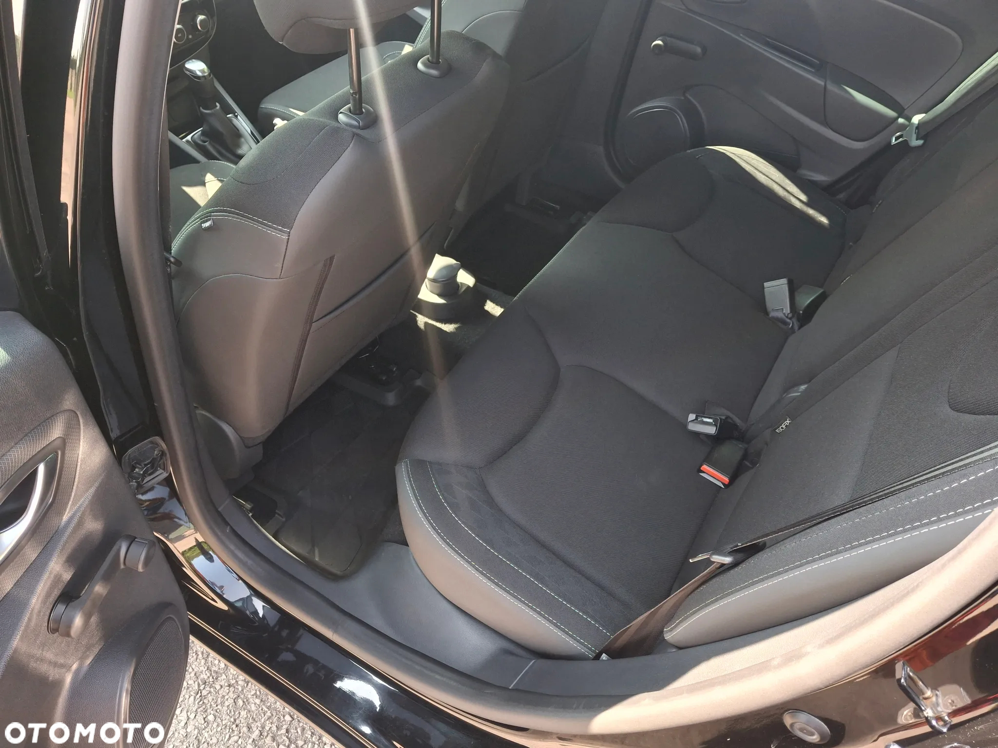 Renault Clio 1.5 dCi Energy Limited - 23