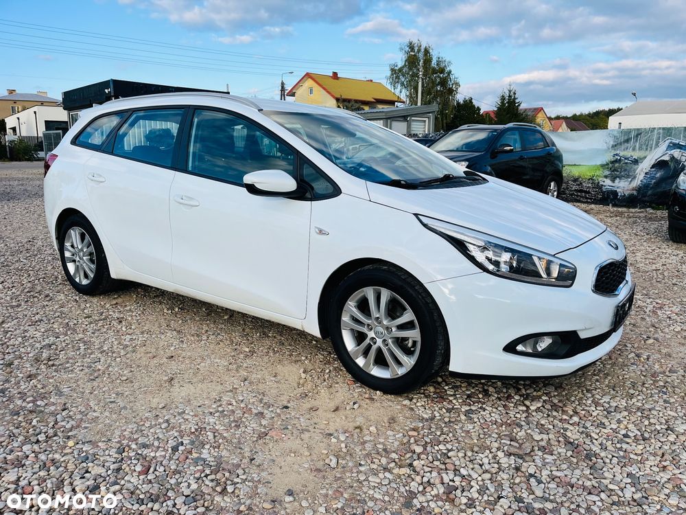 Kia Ceed 1.6 GDI SW Dream-Team Edition - 5