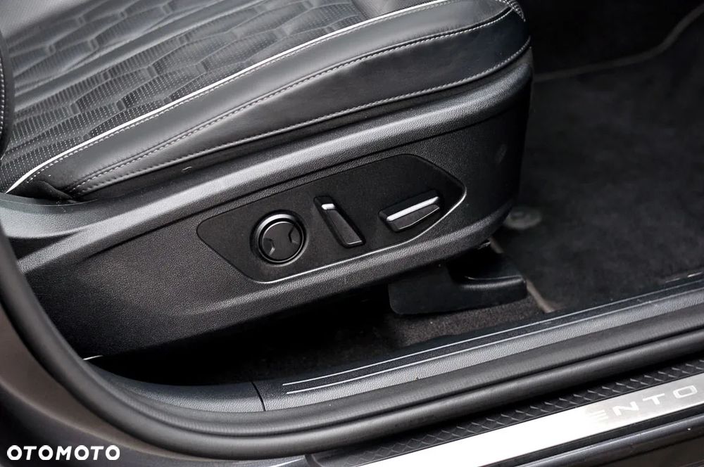 Kia Sorento 1.6 T-GDI HEV Prestige Line 7os - 17