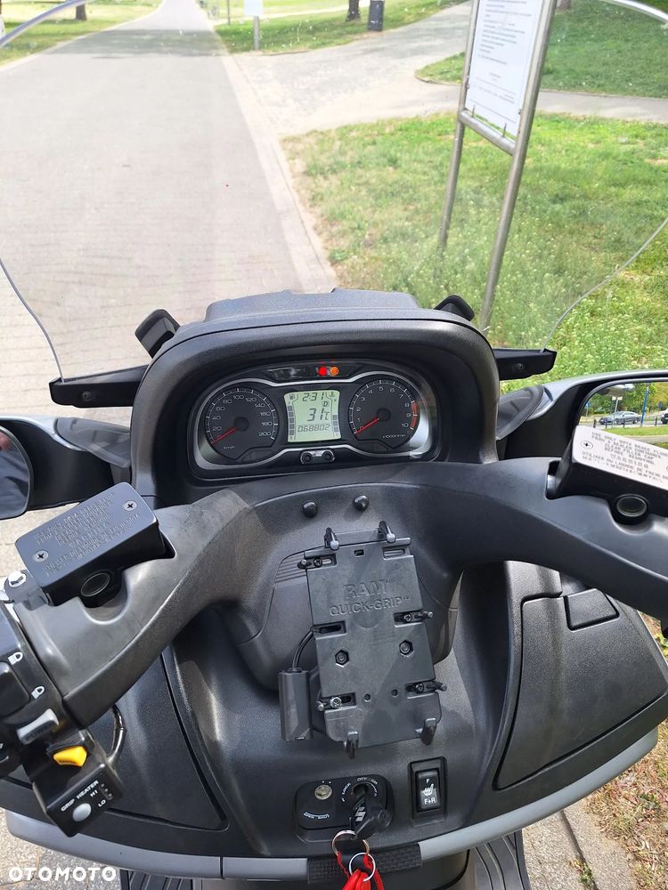 Suzuki Burgman - 4