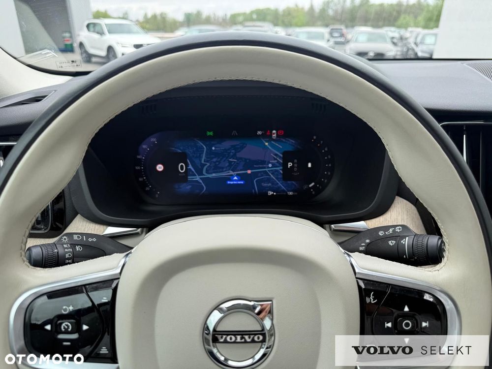 Volvo XC 60 - 21