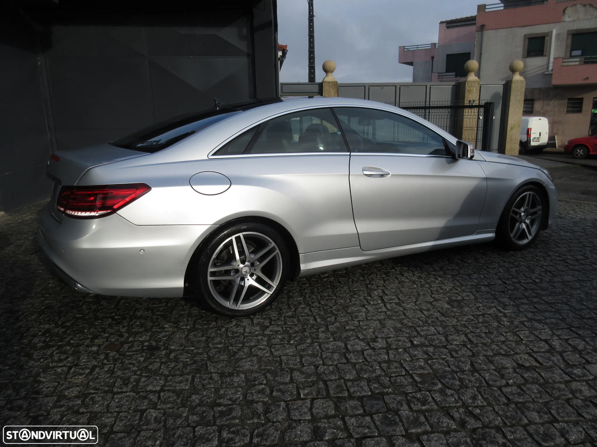Mercedes-Benz E 250 CDi Avantgarde BlueEfficiency Auto. - 11