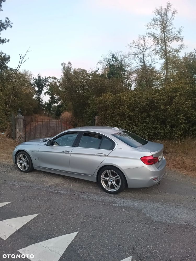 BMW Seria 3 330e iPerformance Luxury Line - 4