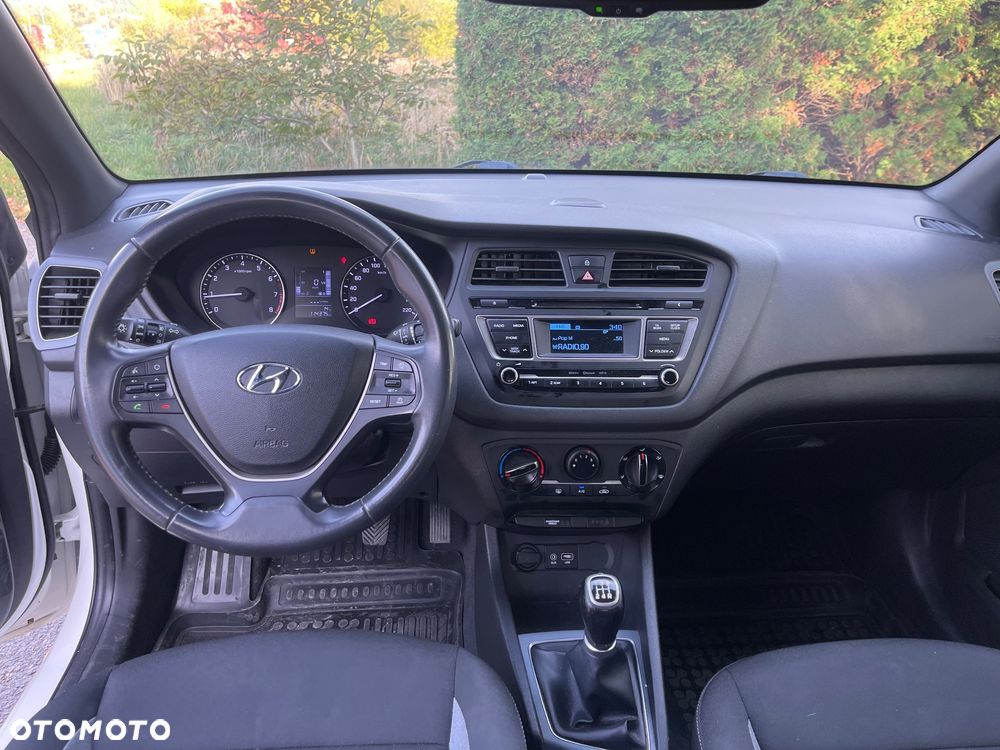 Hyundai i20 1.2 BlueDrive Elegant - 17