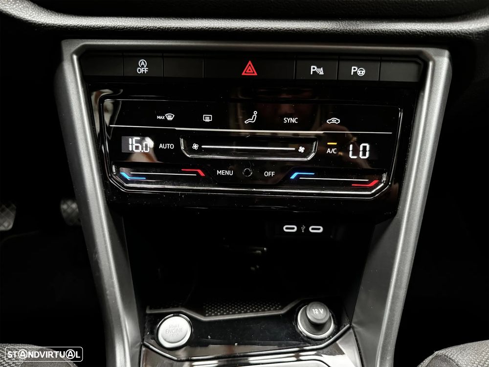 VW T-Roc 1.0 TSI Urban - 12