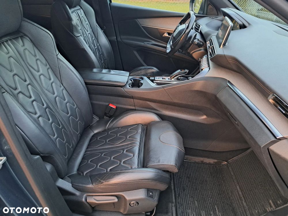 Peugeot 5008 2.0 BlueHDI GT S&S EAT8 - 19