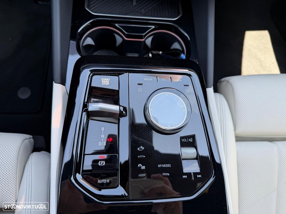BMW 530 e Pack Desportivo M Pro - 25