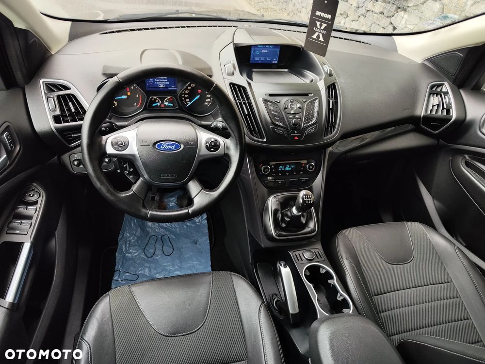 Ford Kuga 2.0 TDCi 2x4 Titanium - 7