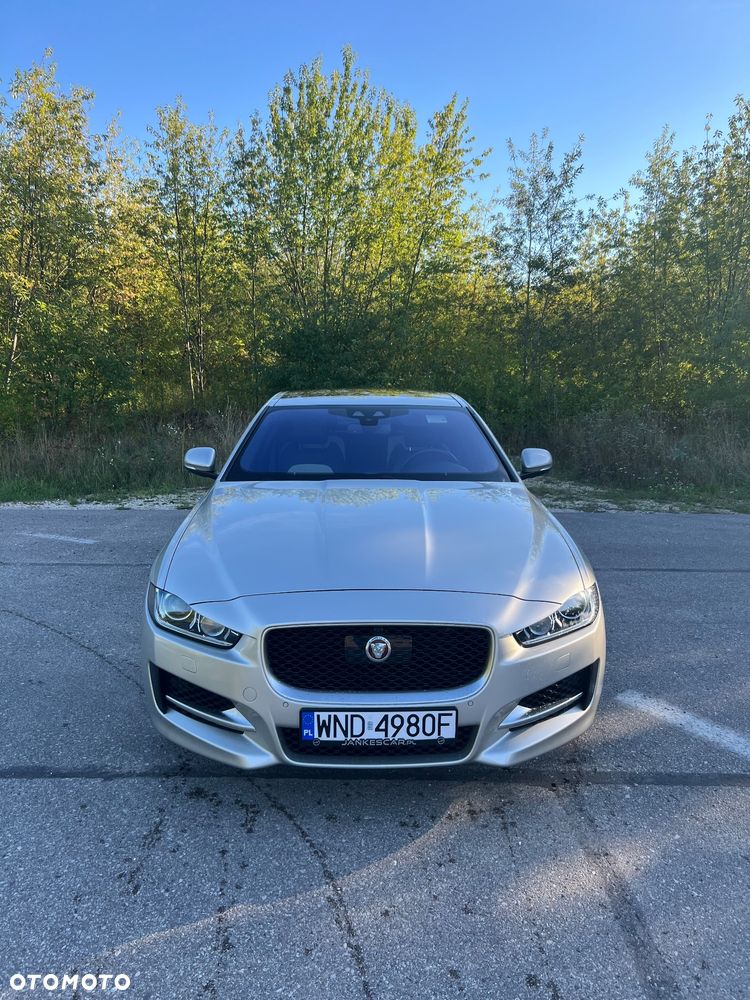 Jaguar XE S - 2