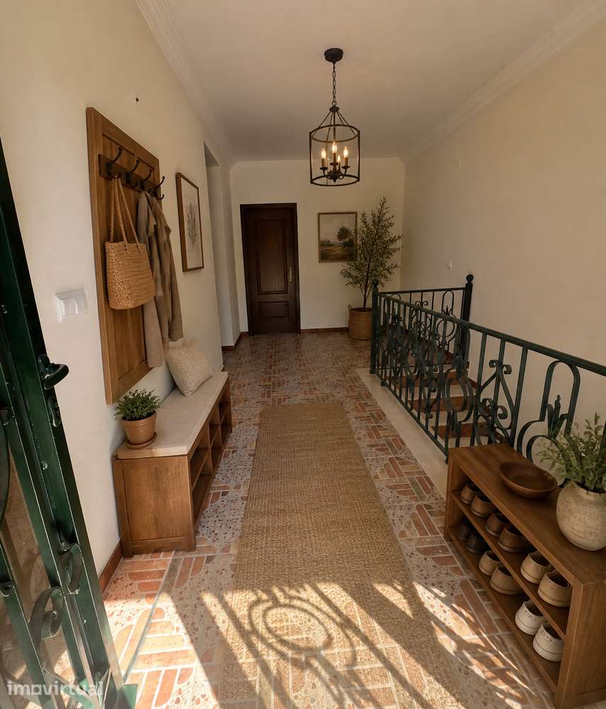Arrenda-se — Moradia T4 remodelada perto Lisboa (Qta Anjo) -€1.990/mês - Grande imagem: 3/16