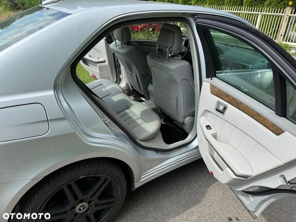 Mercedes-Benz Klasa E 350 CGI BlueEFFICIENCY 7G-TRONIC - 8