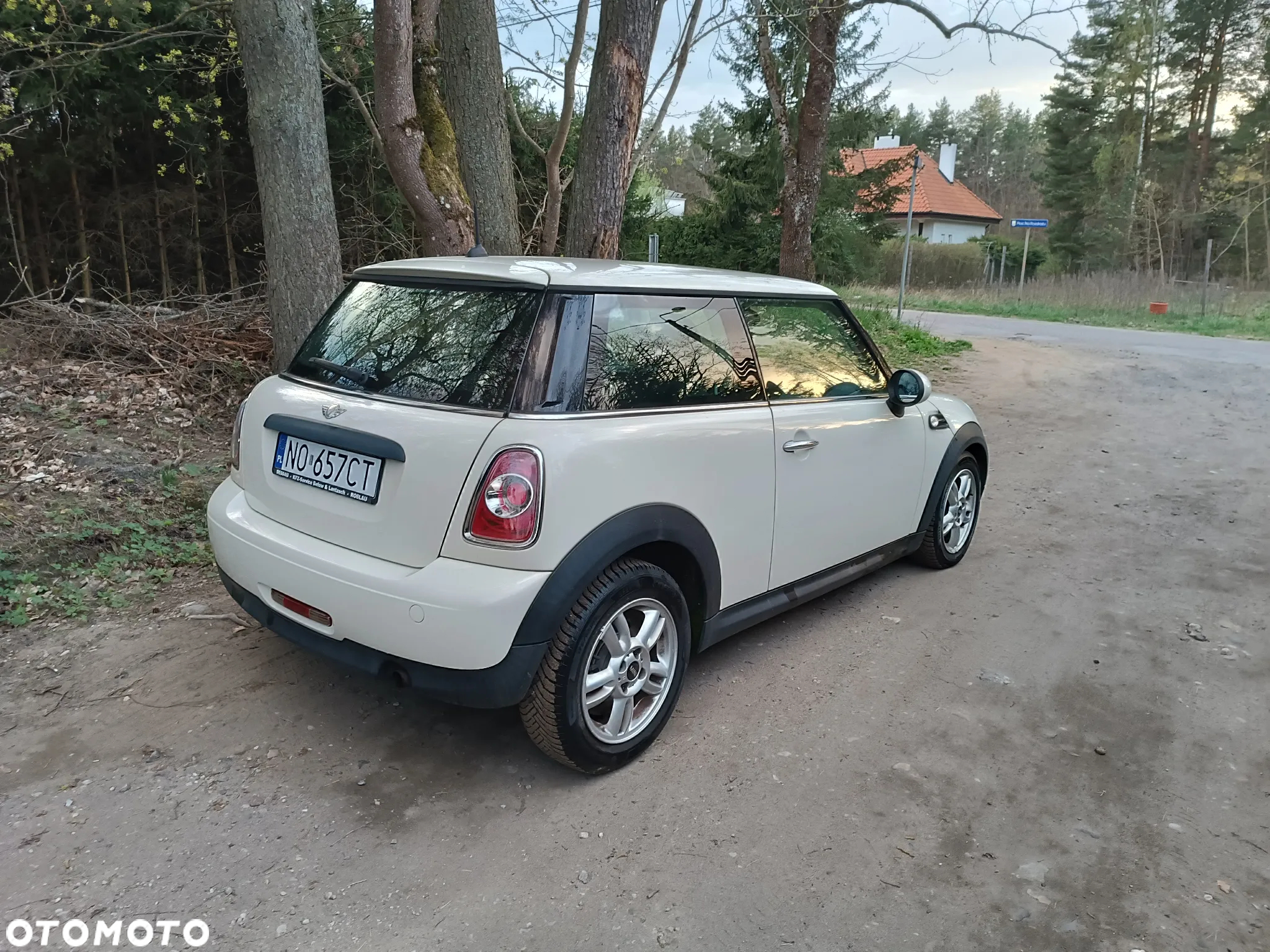MINI ONE Standard - 5