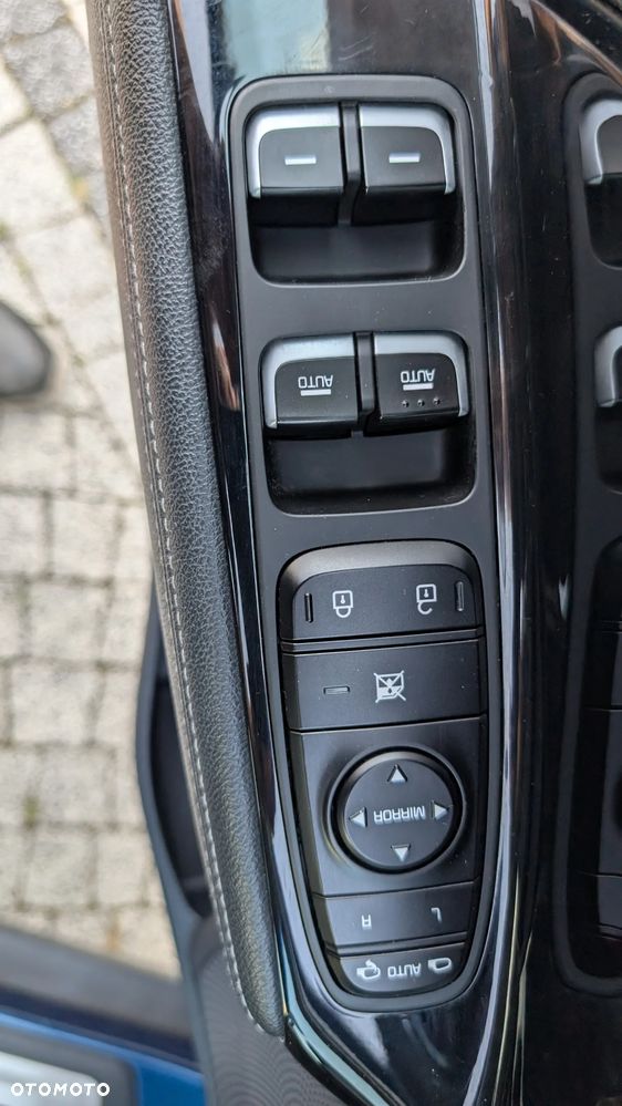 Kia Niro 1.6 GDI HEV 2WD OPF Edition 7 - 13