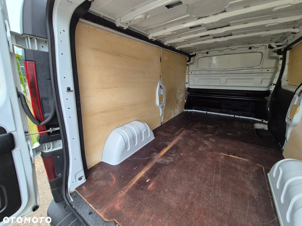 Renault TRAFIC LONG L2 1.6 DCI - 20
