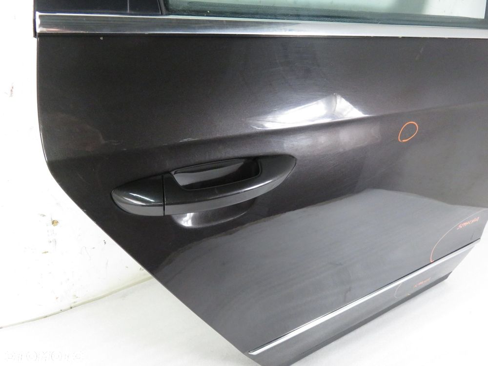 DRZWI PRAWY TYŁ VW PASSAT B6 KOMBI LC8Z - 12
