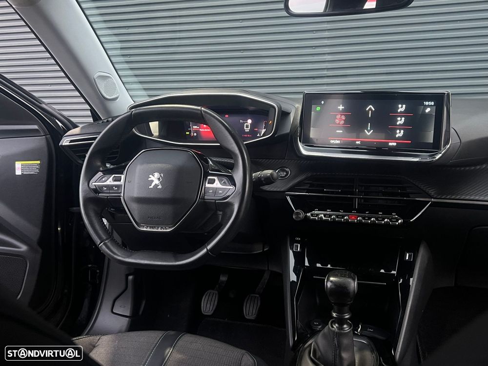 Peugeot 2008 1.2 PureTech Allure - 11