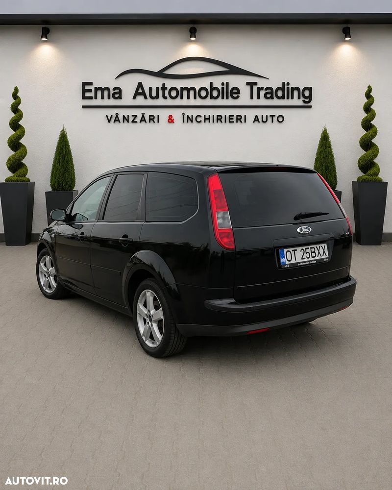 Ford Focus 2.0 TDCi Ghia - 4