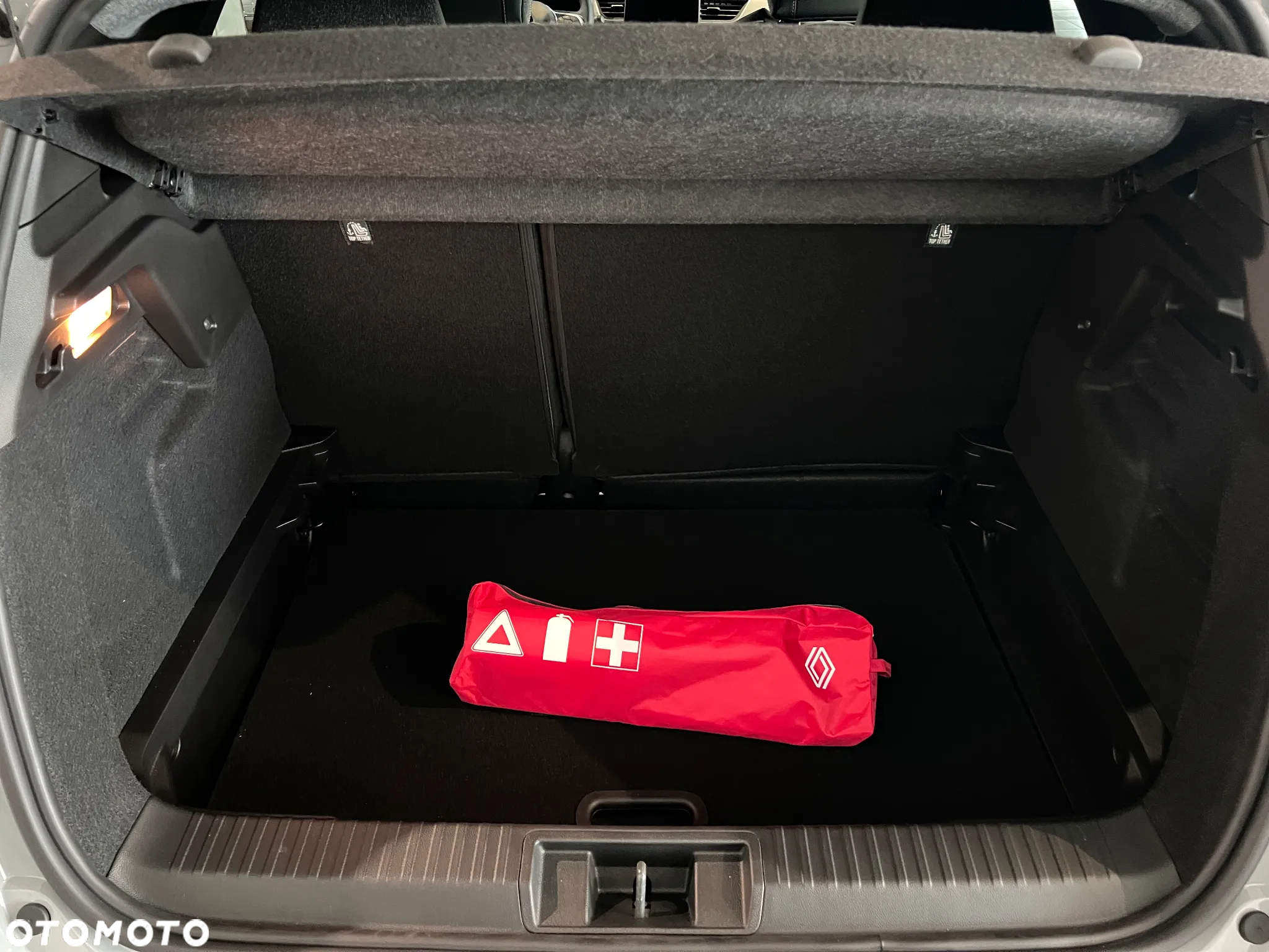 Renault Captur 1.3 TCe mHEV Techno - 21