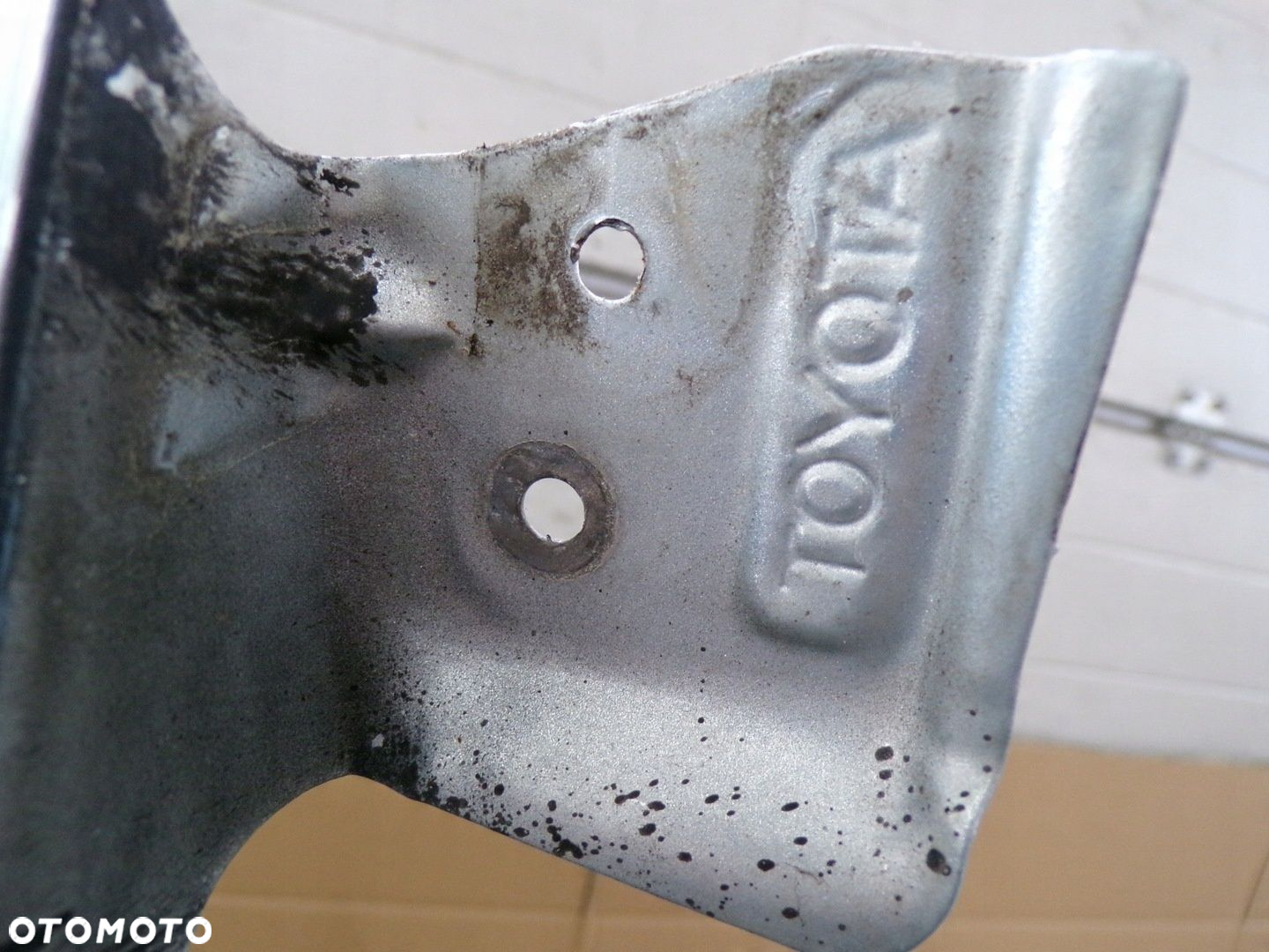 TOYOTA YARIS I LIFT BŁOTNIK PRAWY PRZÓD 8R0 - 5