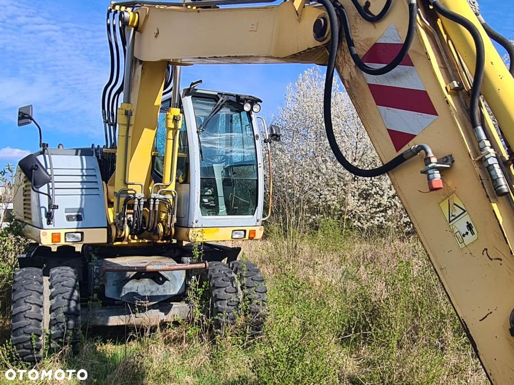 New Holland MH PLUS - 1