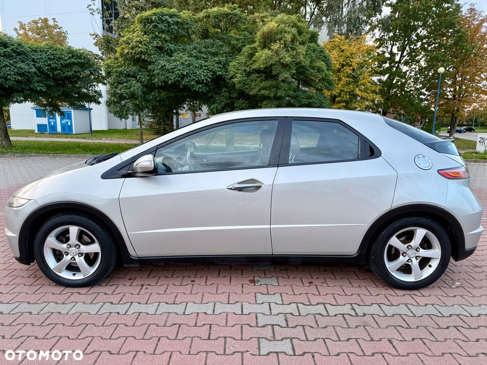 Honda Civic 1.8i-VTEC Automatik Comfort - 3