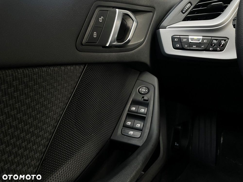 BMW Seria 1 - 23
