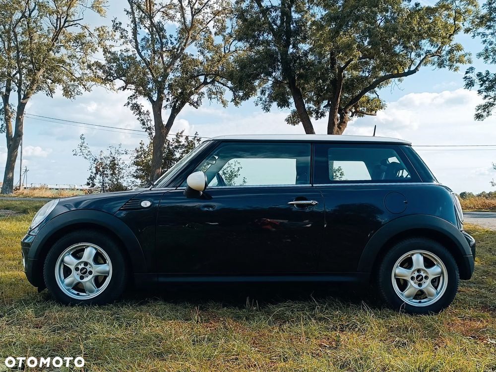 MINI Cooper Standard - 5