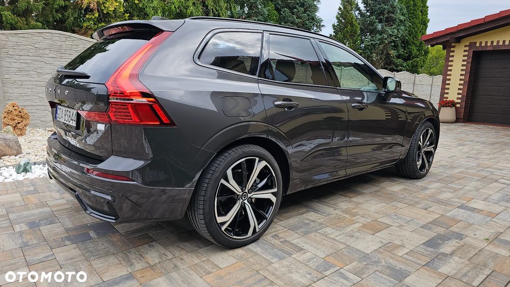Volvo XC 60 T8 Plug-In Hybrid AWD Ultimate Dark - 8