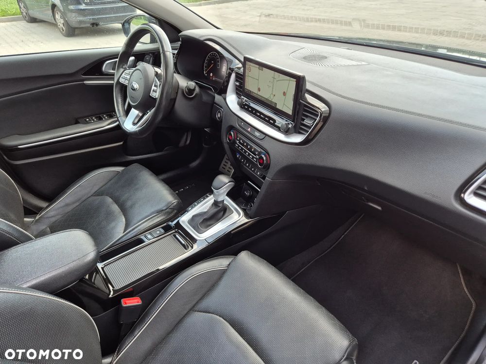 Kia XCeed 1.4 T-GDI OPF DCT7 PLATINUM EDITION - 34