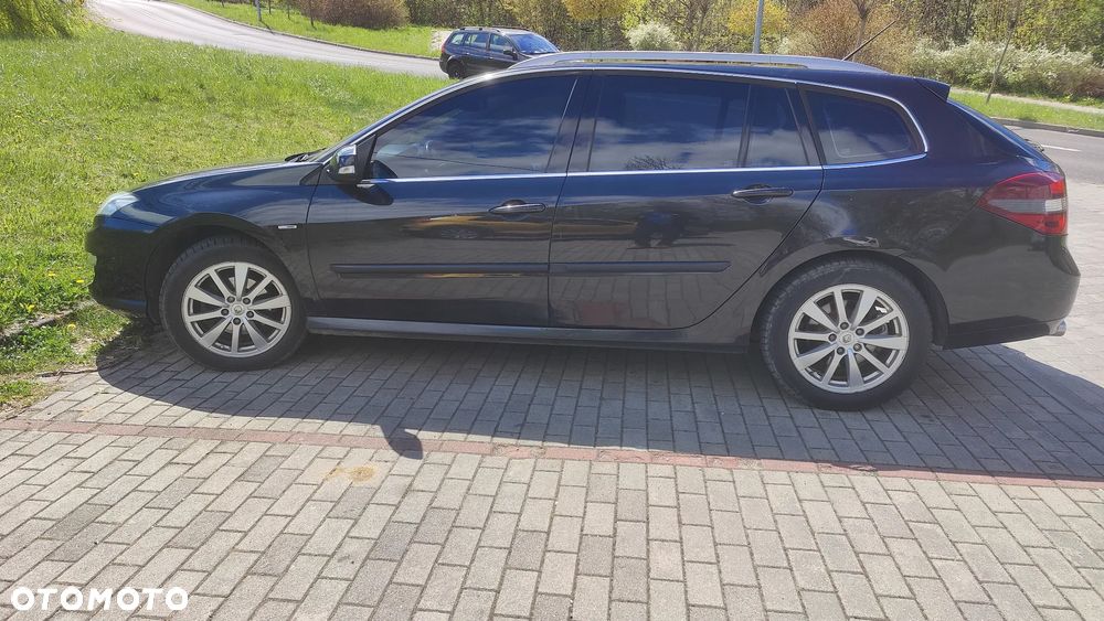 Renault Laguna dCi 175 FAP Bose Edition - 3