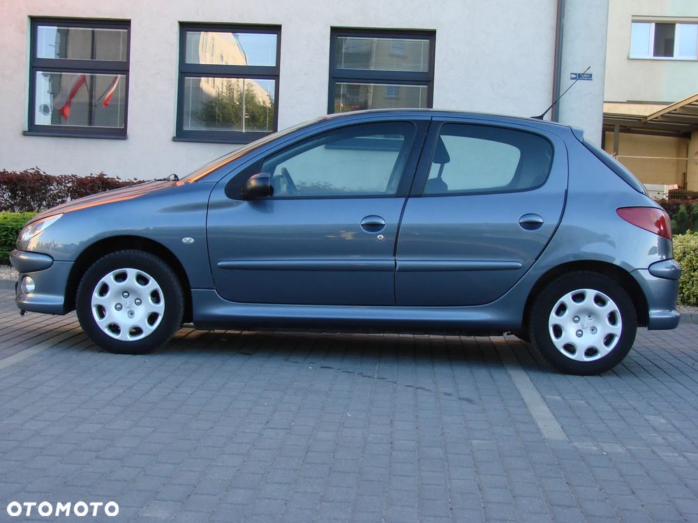 Peugeot 206 - 2