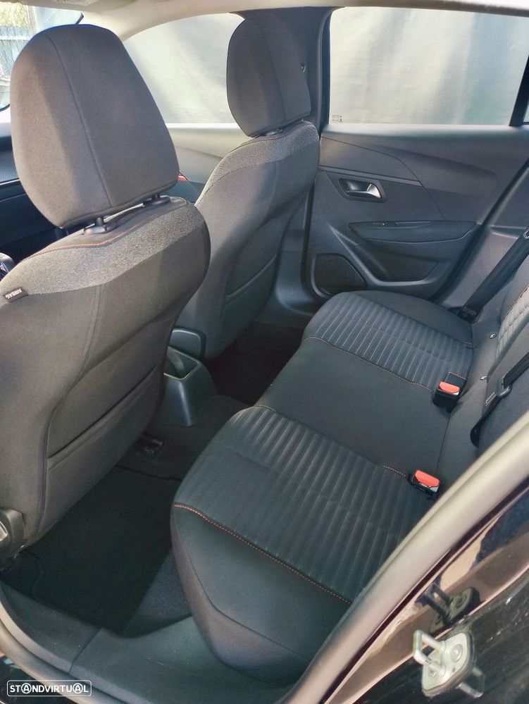 Peugeot 208 1.2 PureTech Active Pack - 18