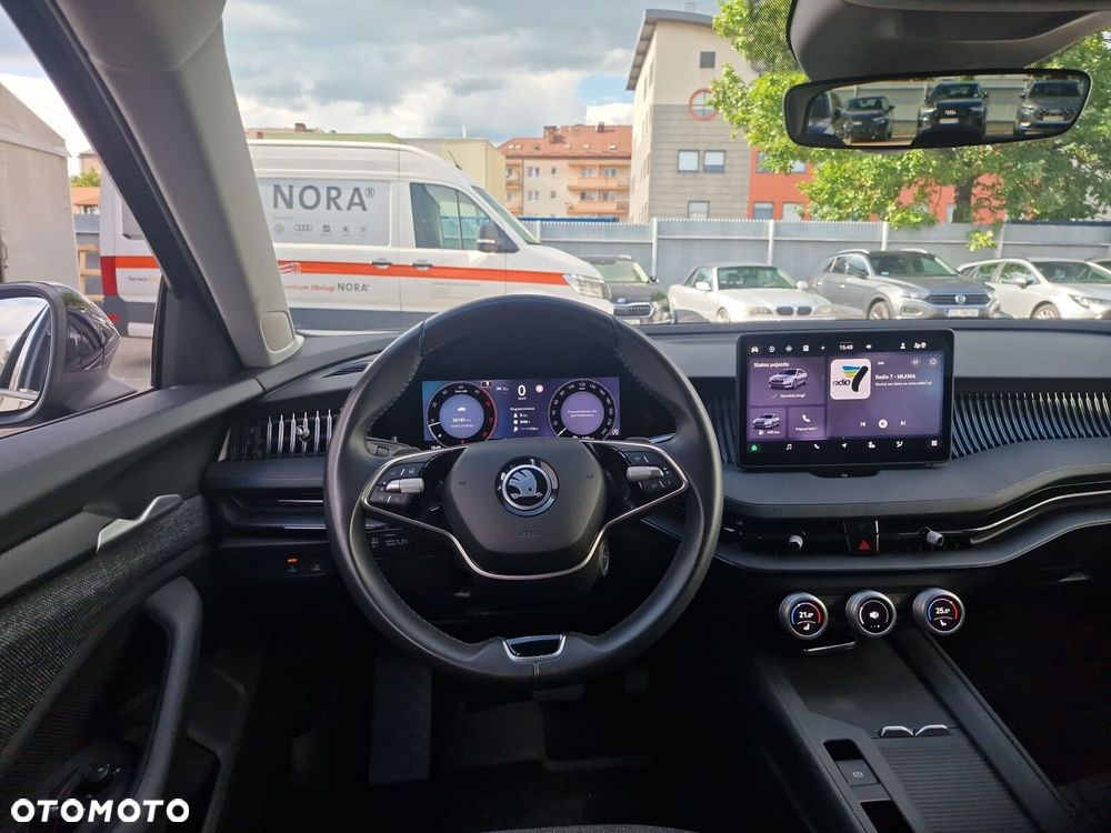 Skoda Superb 2.0 TDI SCR Essence DSG - 21