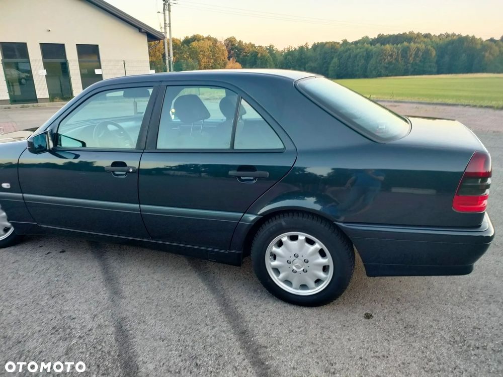 Mercedes-Benz Klasa C - 2