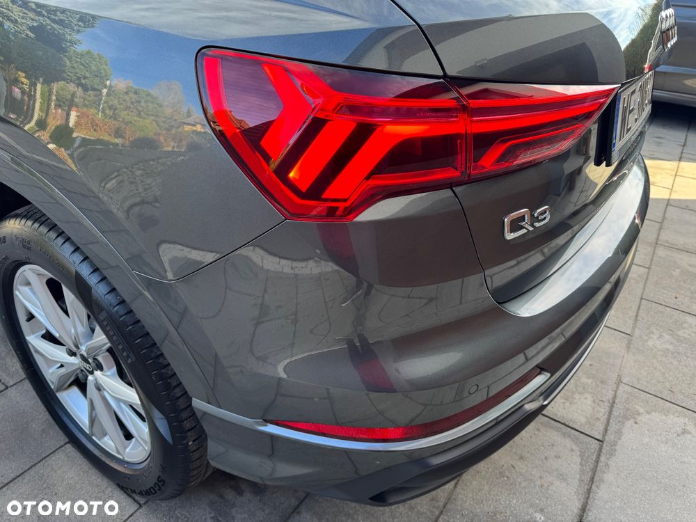 Audi Q3 40 TDI Quattro S Line S tronic - 35