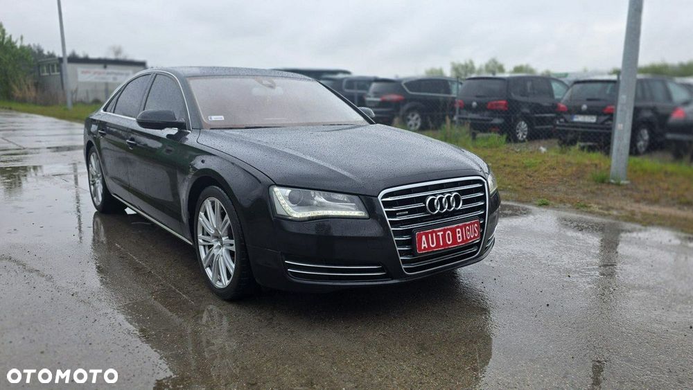Audi A8 - 4