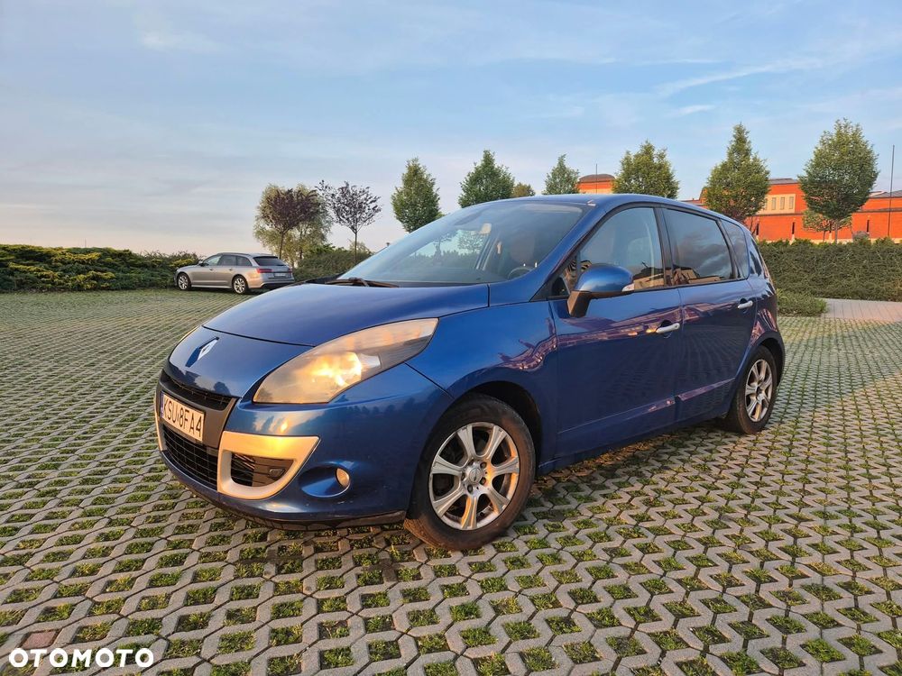 Renault Scenic 2011 photo 3