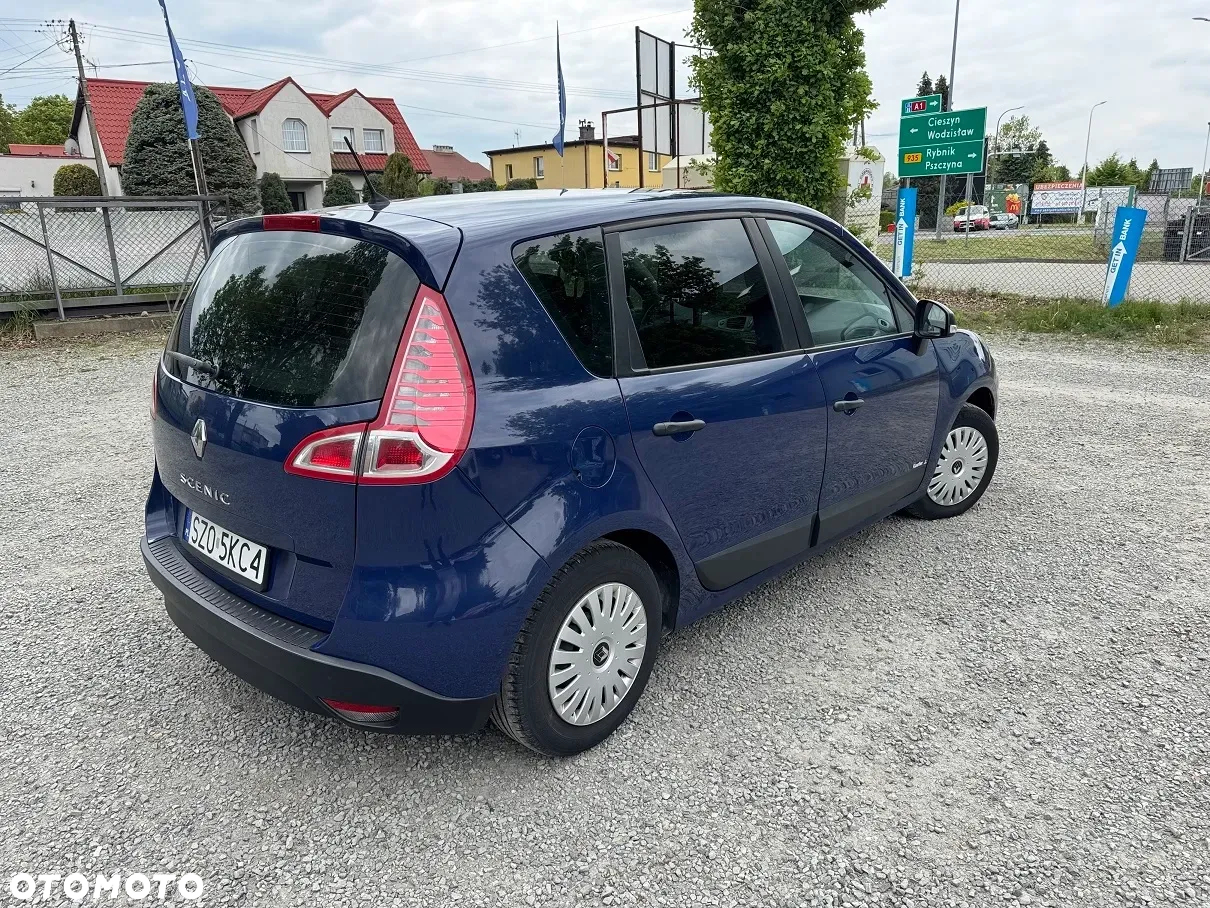 Renault Scenic - 11