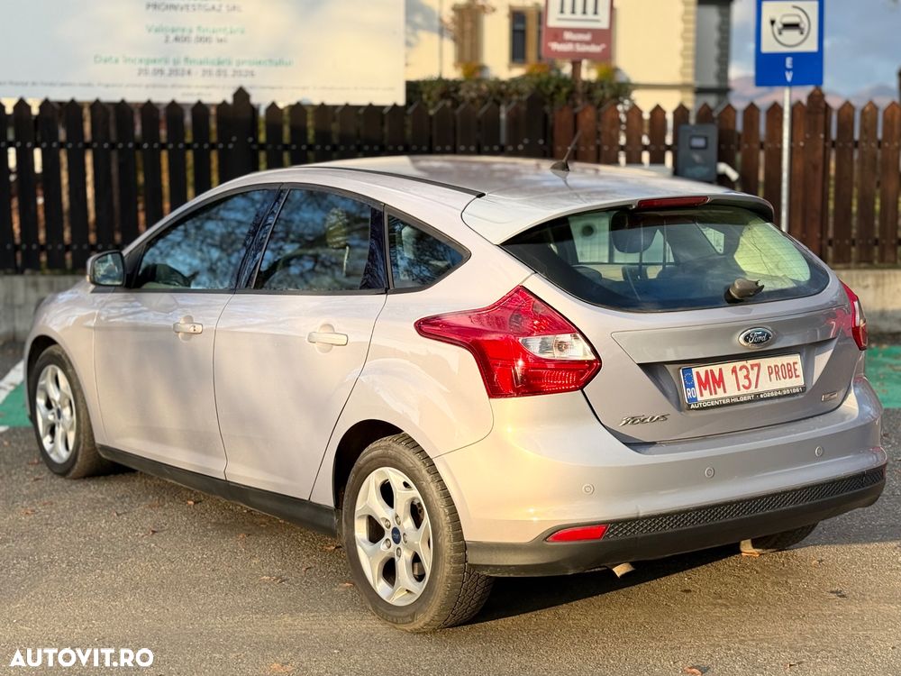 Ford Focus 1.6 TDCI DPF Titanium - 7