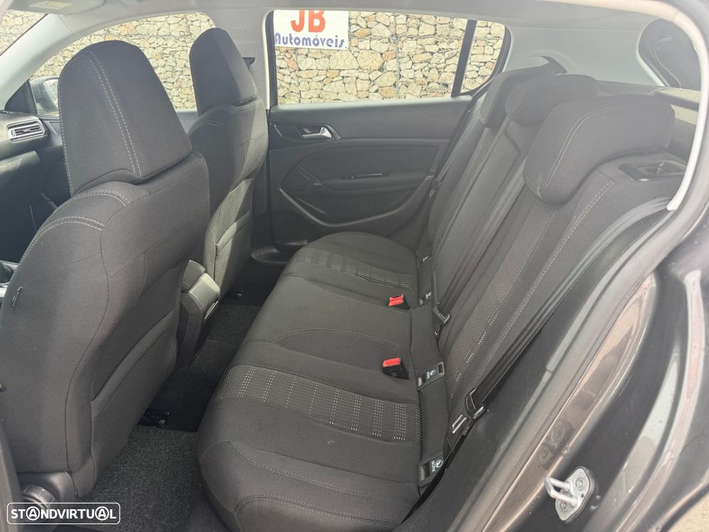 Peugeot 308 1.6 BlueHDi Allure J17 - 13