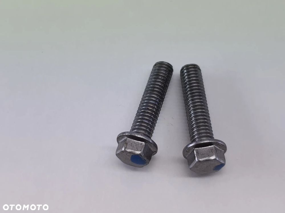 SUZUKI GSR 750 11-16 DEKIEL POKRYWA + ŚRUBY - 24