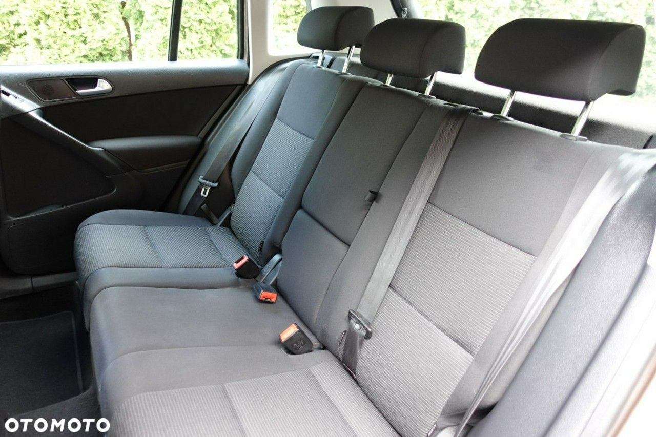 Volkswagen Tiguan - 19