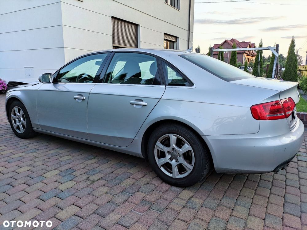 Audi A4 Limousine 2.0 TDI 112g DPF Ambiente - 13