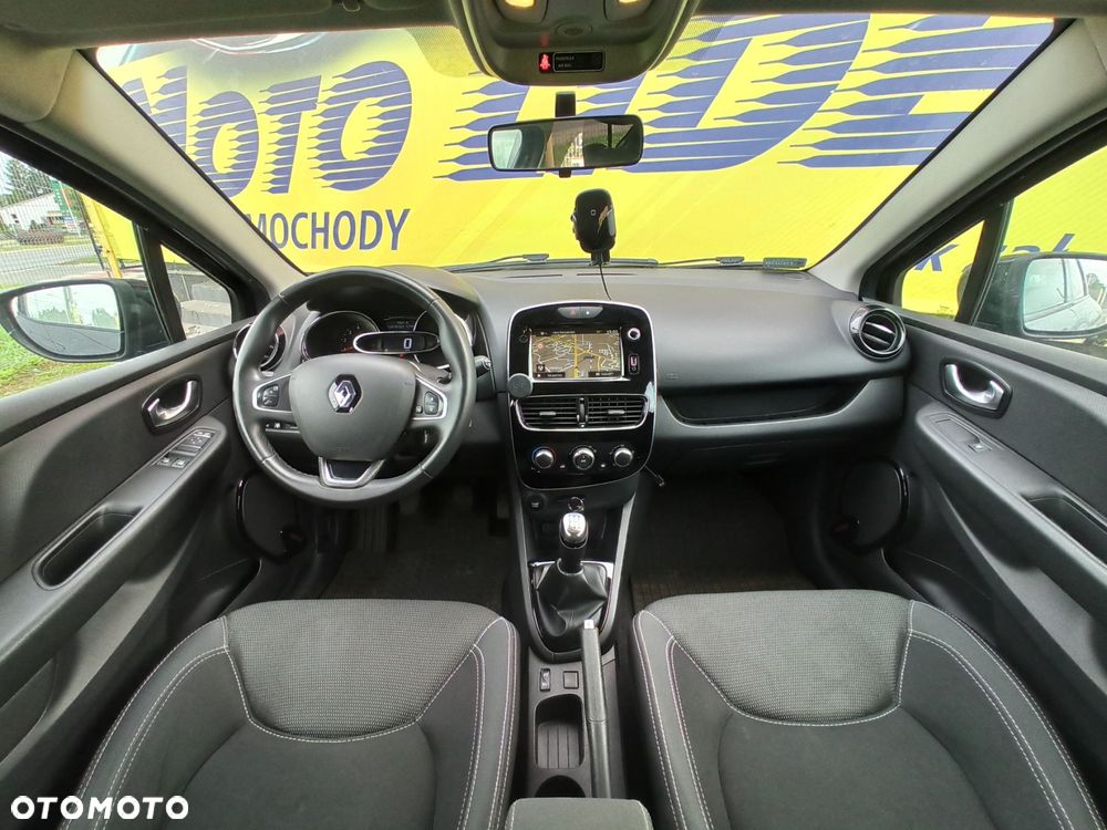 Renault Clio - 11