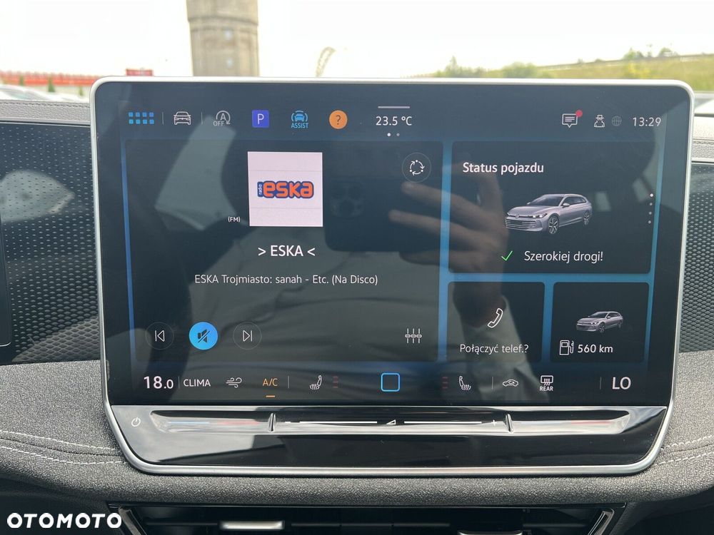 Volkswagen Passat - 11