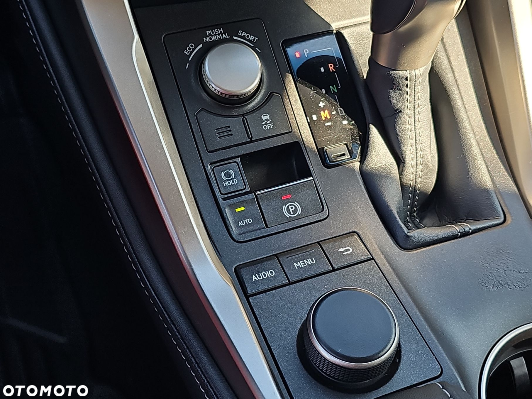 Lexus NX 200t Comfort AWD - 20