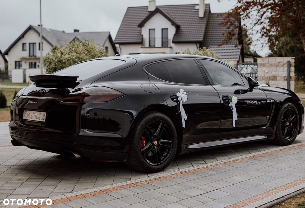 Porsche Panamera 4 PDK - 3