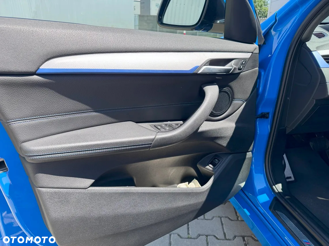 BMW X1 - 15